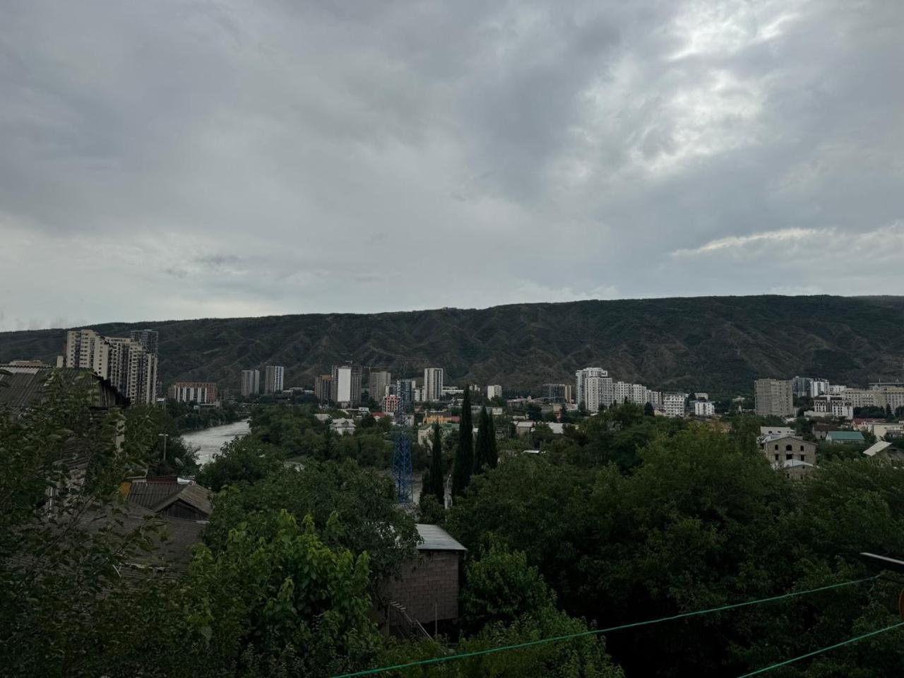 Apartament Victoria Apartamento Tbilisi Exterior foto